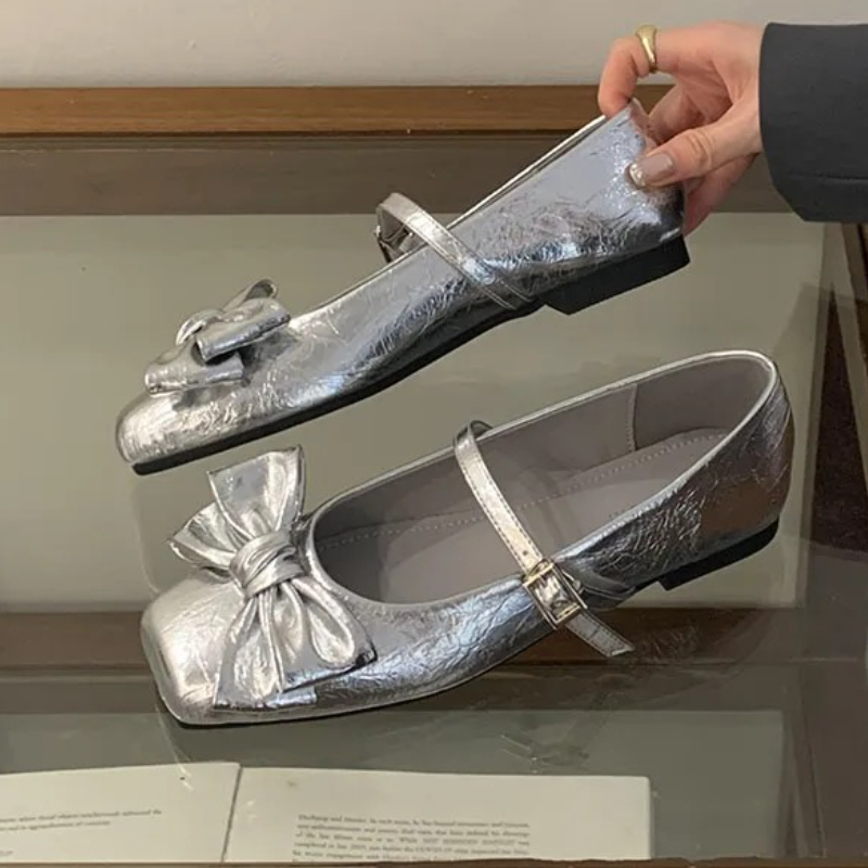 Cute Bowknot Square Toe Design - Women Shoes Brands 评论和价格