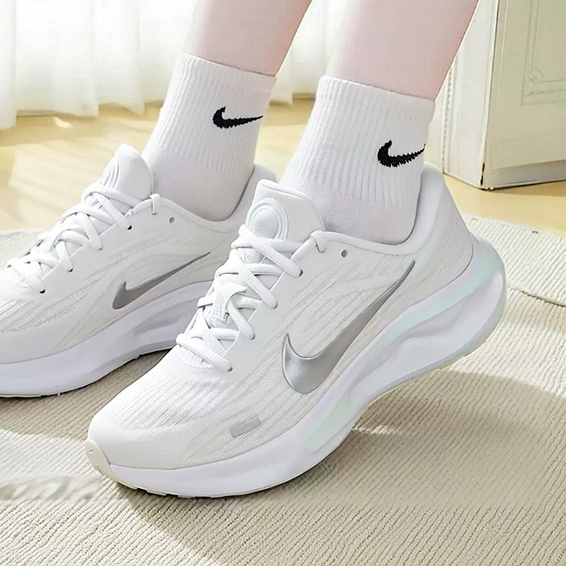 NIKE Women's New Style JOURNEY - Women Shoes Hong Kong 评论和价格